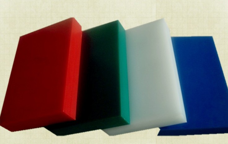 煤倉(cāng)襯板、溜槽襯板、導(dǎo)料槽耐磨滑板，皮帶輸送機(jī)耐磨滑板